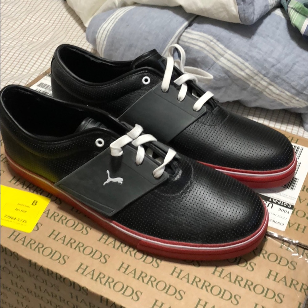 Puma Sneakers